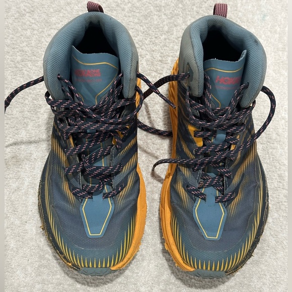 HOKA Speedgoat mid 2 GTX Women’s Size 8 - Picture 2 of 8